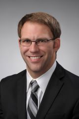 Portrait photo of Zach Huitink